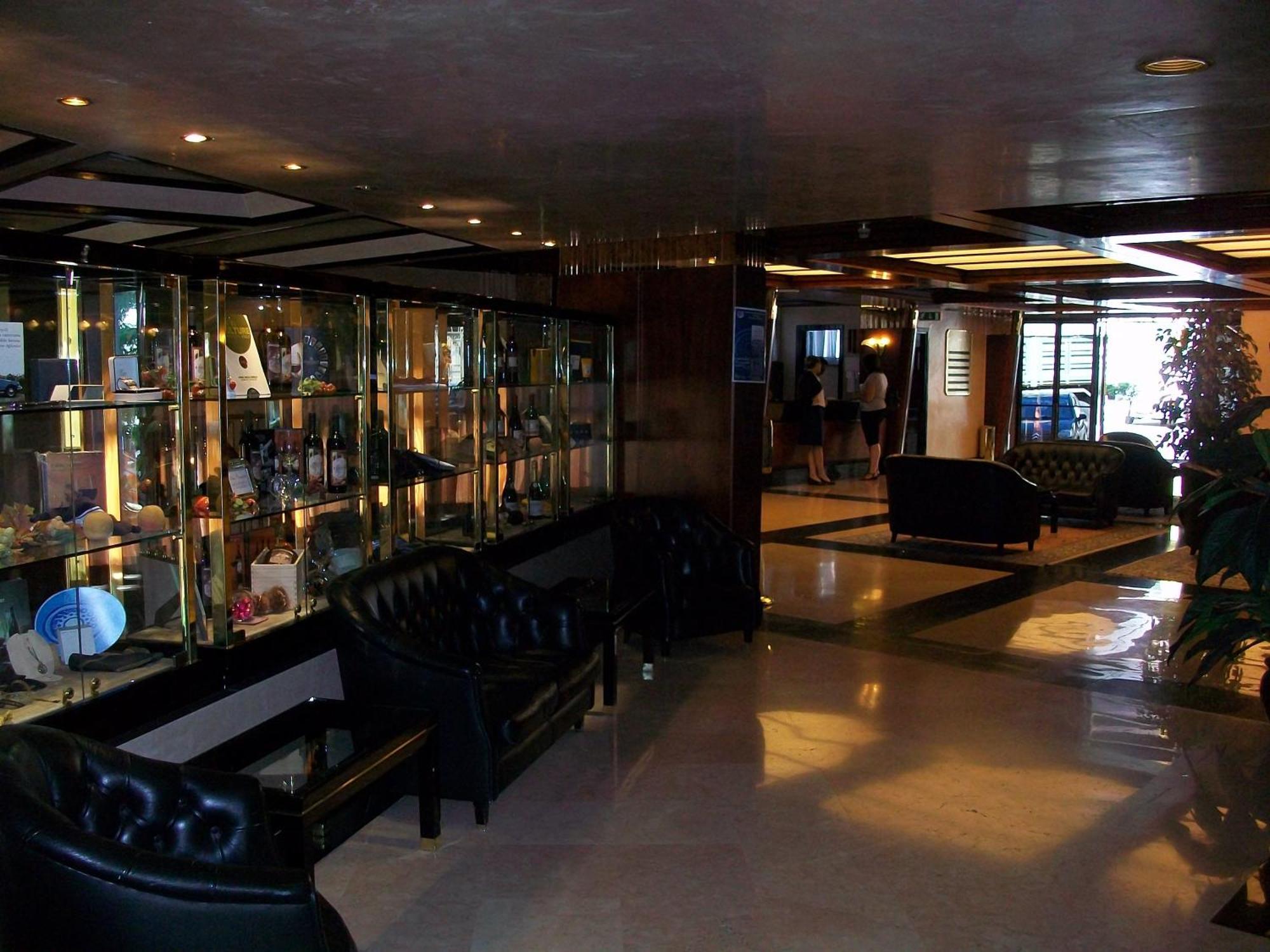 Grande Albergo Potenza Dış mekan fotoğraf
