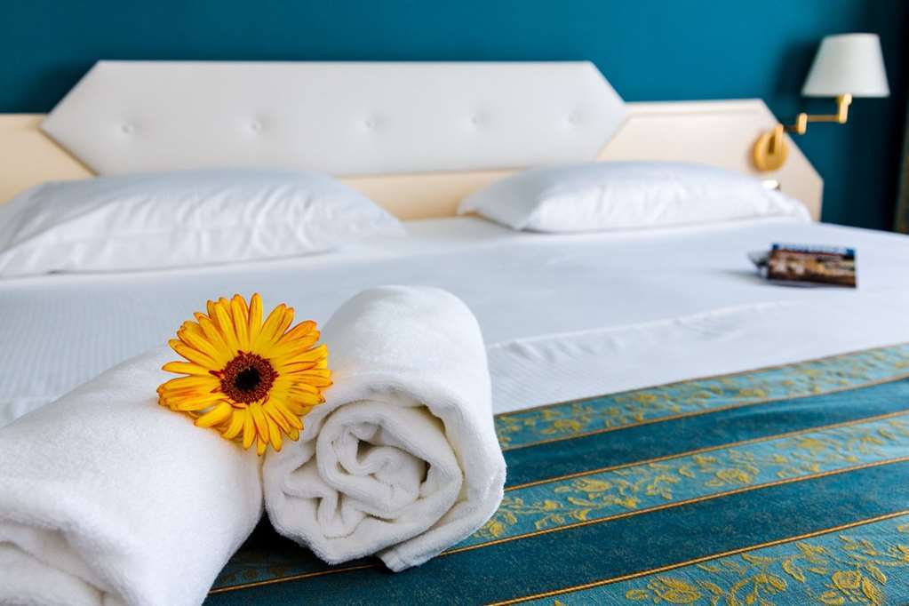 Grande Albergo Potenza Oda fotoğraf
