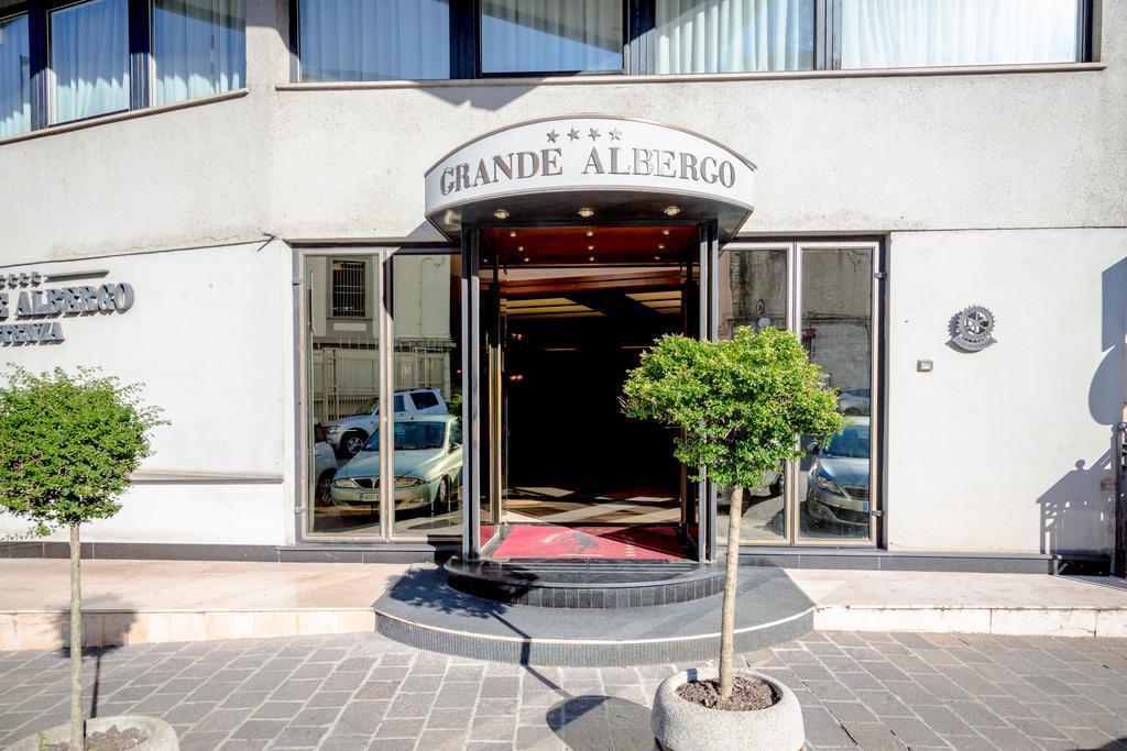 Grande Albergo Potenza Dış mekan fotoğraf